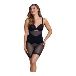 NWT HoneyLove SuperPower Short Size 1X